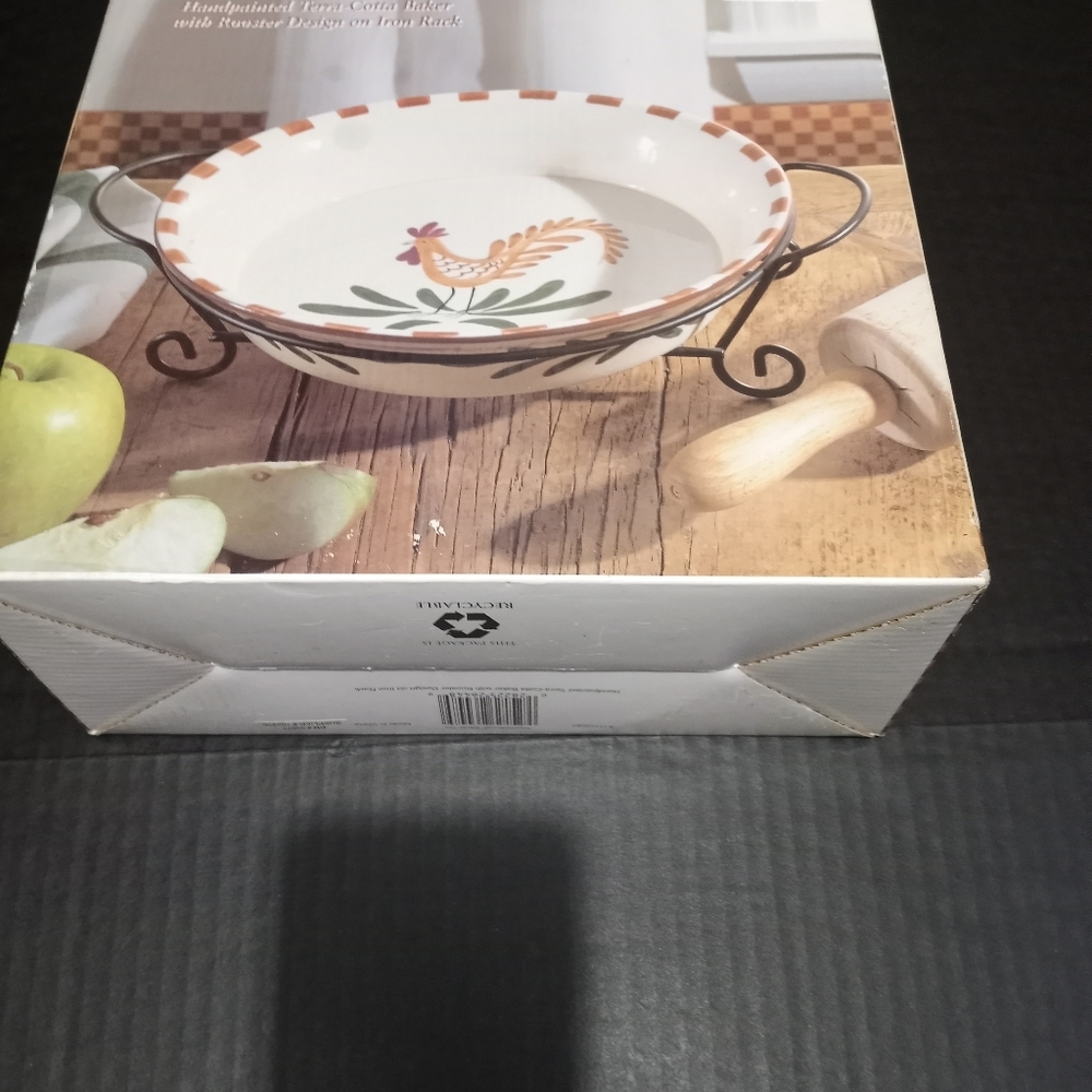 International Silver Terra-Cotta Baker